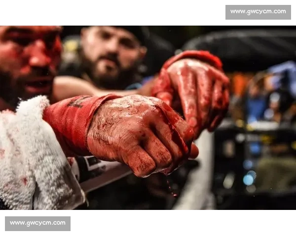 震撼！街头裸拳生死对决：暴力美学的极致诠释